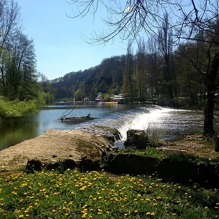 Frühstückspension Chambres D'hotes Du Moulin Du Vey *