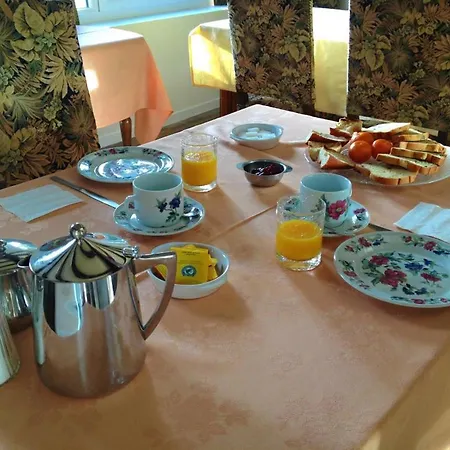 Alojamento de Acomodação e Pequeno-almoço D'hôtes Du Moulin Du Vey 3*