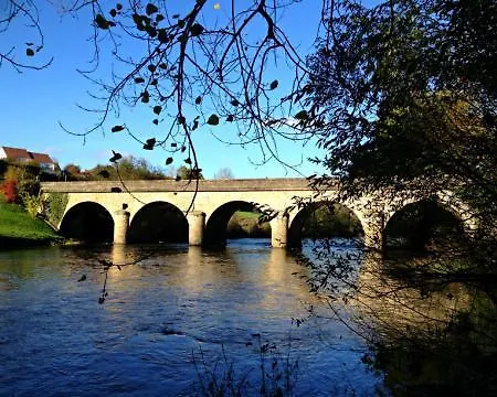 D'hôtes Du Moulin Du Vey Alojamento de Acomodação e Pequeno-almoço Clécy