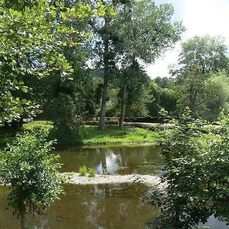 Chambres D'hotes Du Moulin Du Vey Frühstückspension